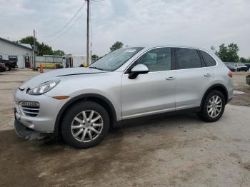  Salvage Porsche Cayenne