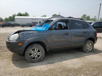  Salvage Hyundai TUCSON