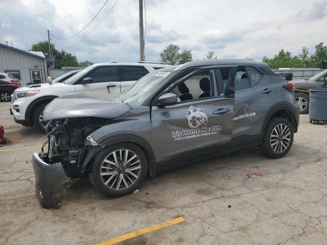  Salvage Nissan Kicks