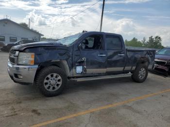  Salvage Chevrolet Silve 2500