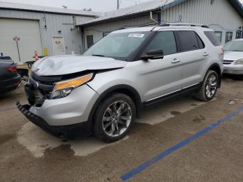  Salvage Ford Explorer