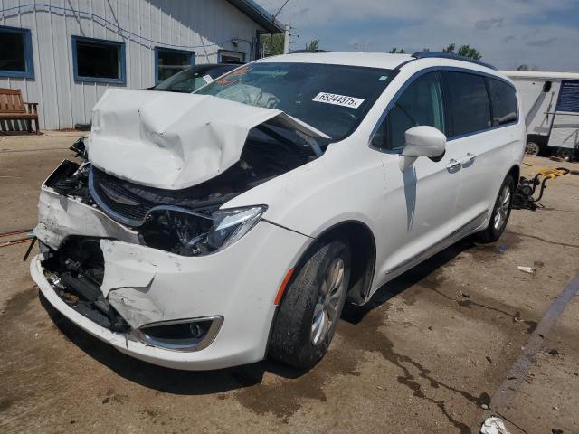  Salvage Chrysler Pacifica
