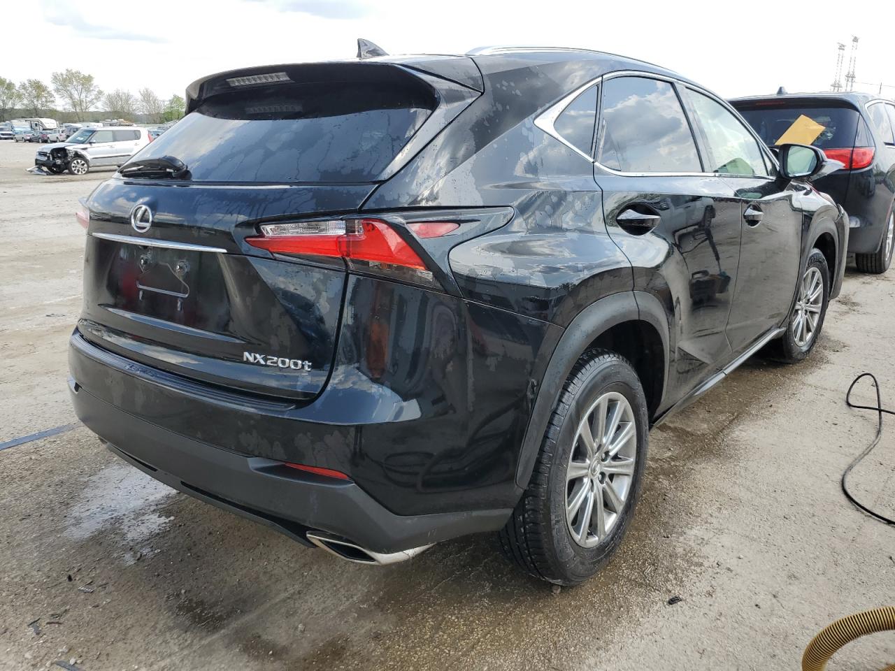Lexus NX 200t Image 3