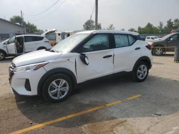  Salvage Nissan Kicks