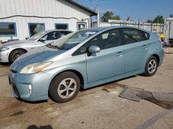  Salvage Toyota Prius
