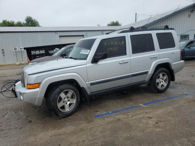  Salvage Jeep Commander