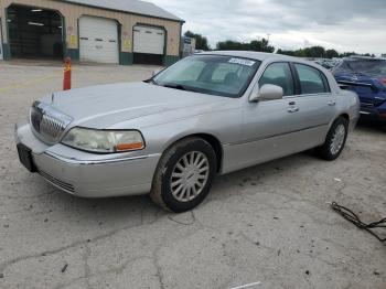  Salvage Lincoln Towncar
