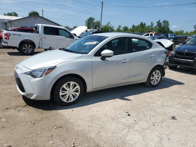  Salvage Toyota Yaris