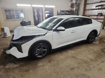  Salvage Kia K4 Lx