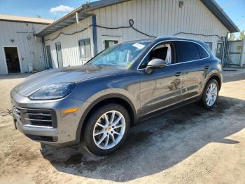  Salvage Porsche Cayenne
