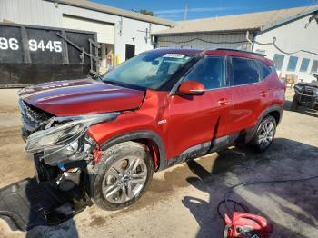  Salvage Kia Seltos