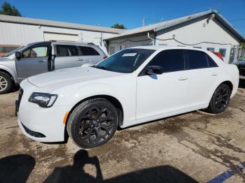  Salvage Chrysler 300