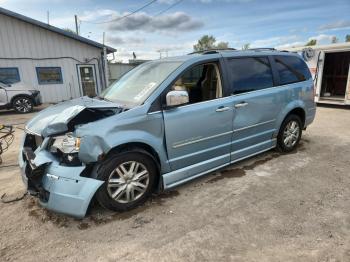  Salvage Chrysler Minivan