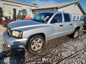  Salvage Dodge Dakota