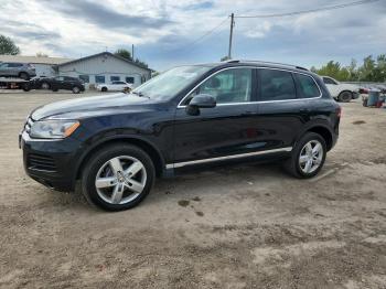  Salvage Volkswagen Touareg
