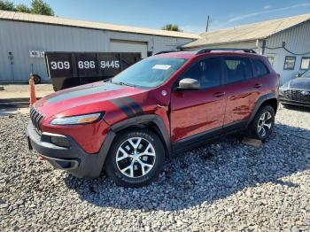  Salvage Jeep Cherokee