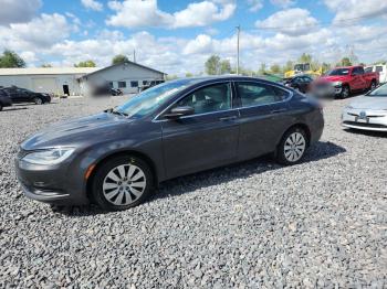  Salvage Chrysler 200