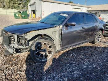  Salvage Chrysler 300
