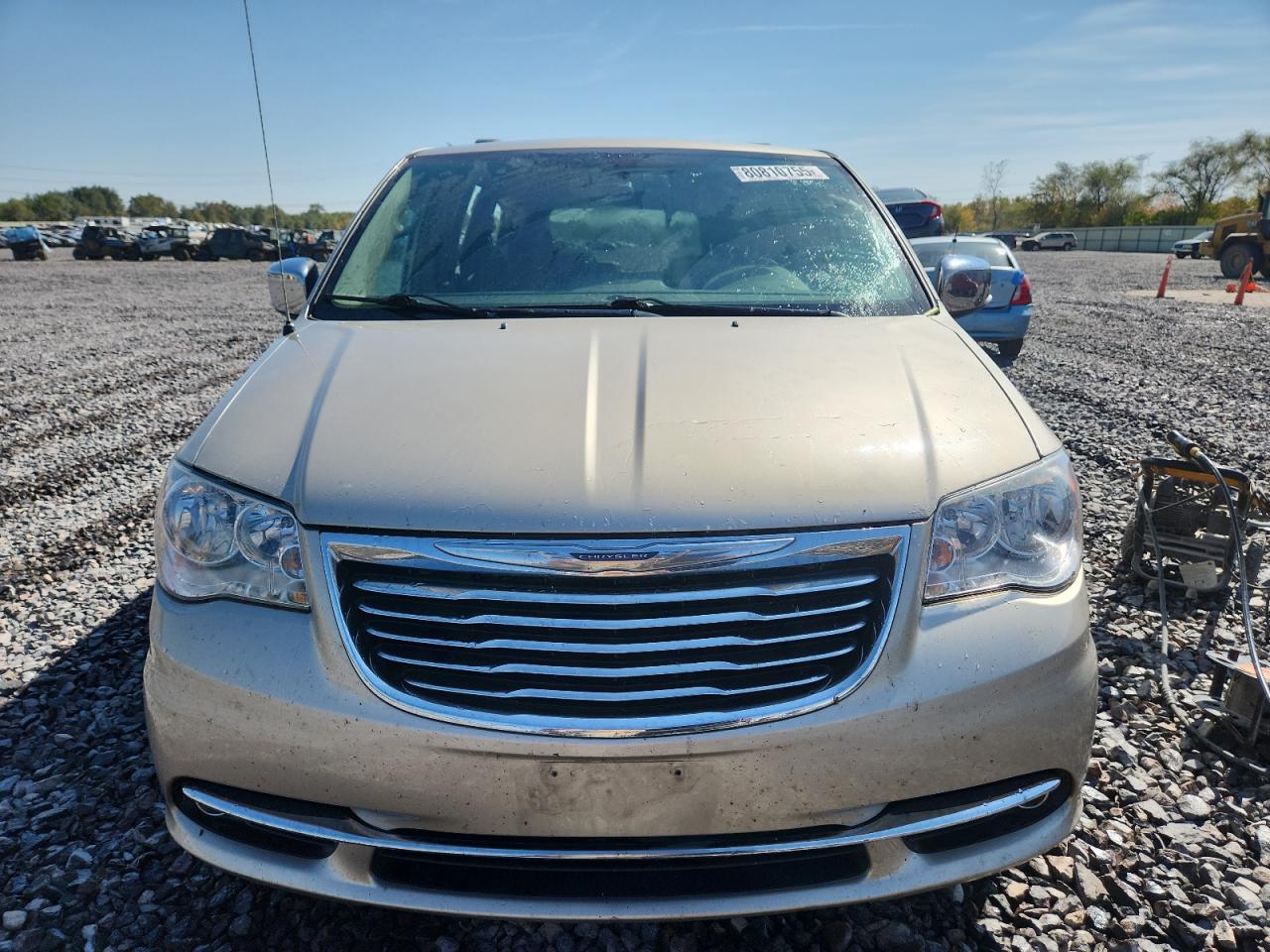 Chrysler Minivan Touring L Image 12