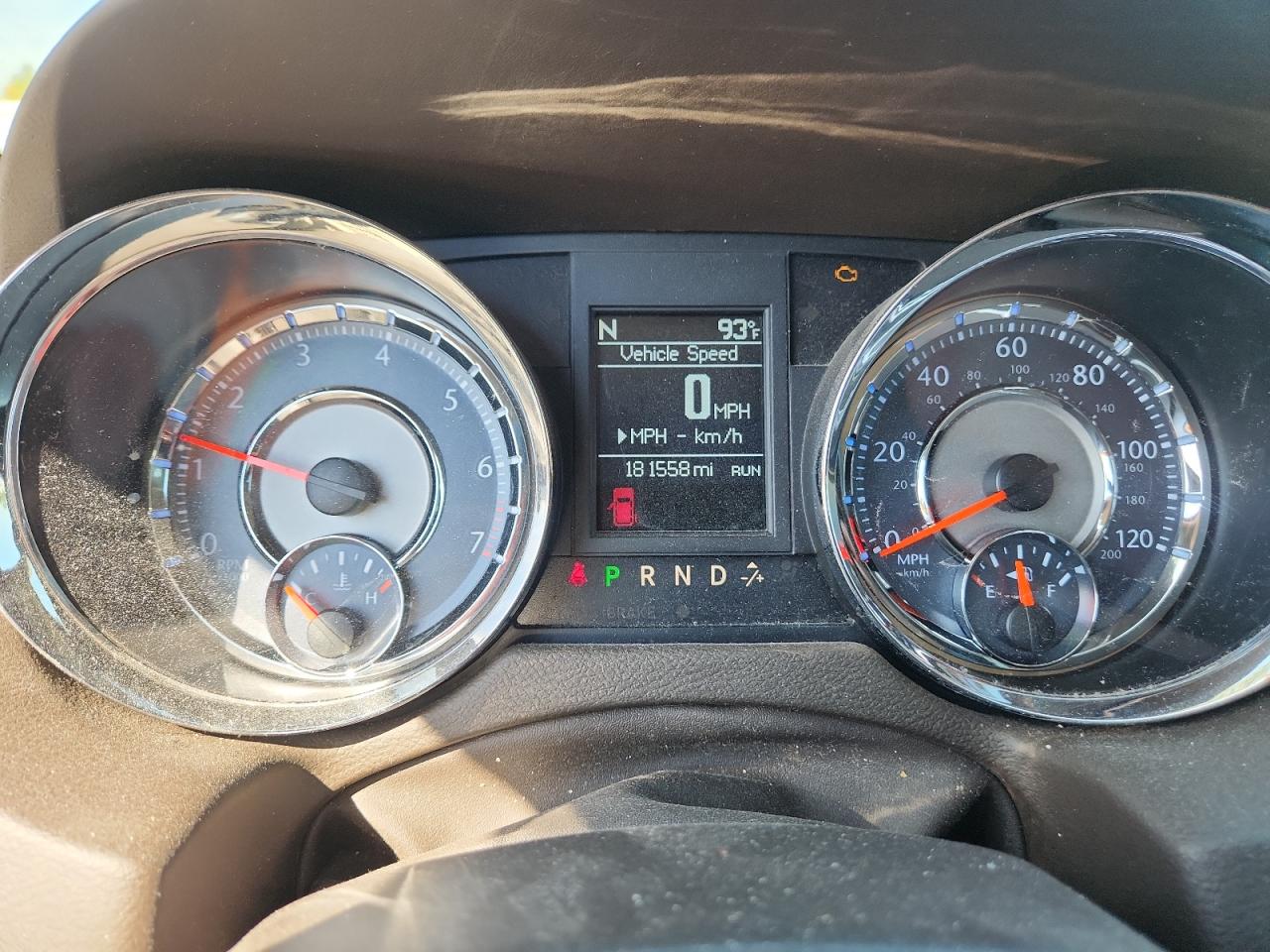 Chrysler Minivan Touring L Image 5