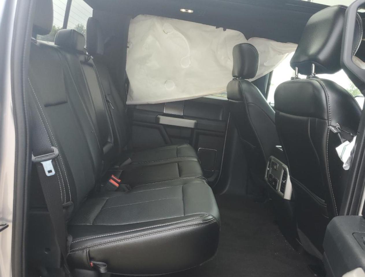 Ford F-150 Supercrew Image 8