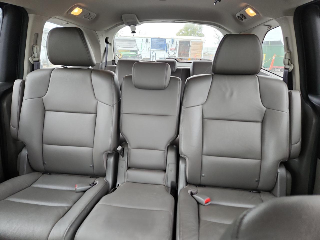 Honda Odyssey Exl Image 9