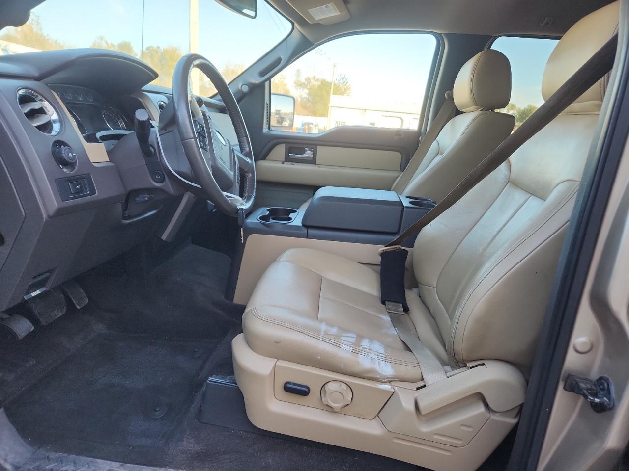 Ford F-150 Supercrew Image 7