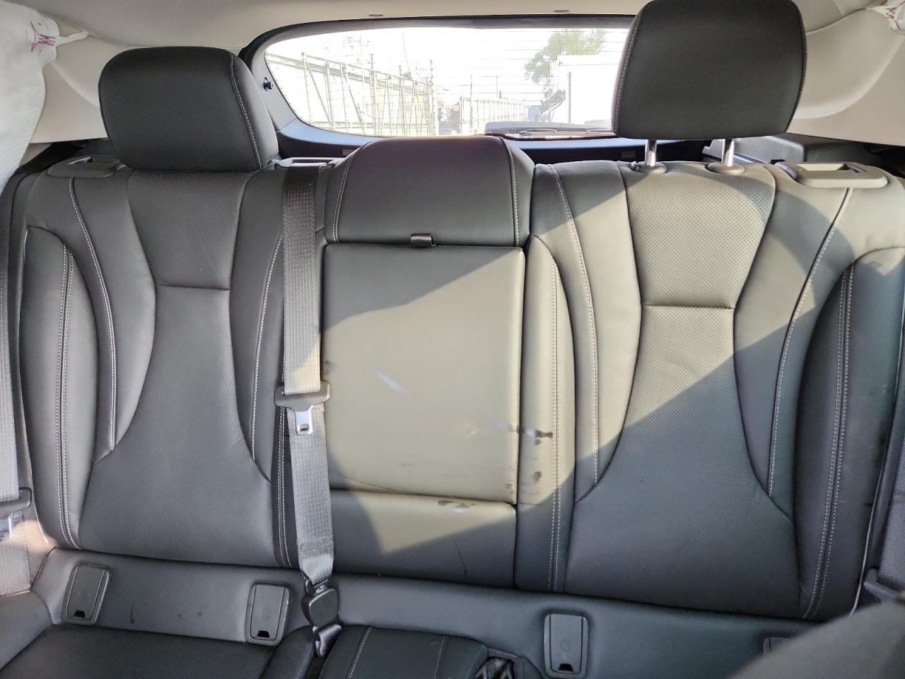 Buick Envision Essence Image 7