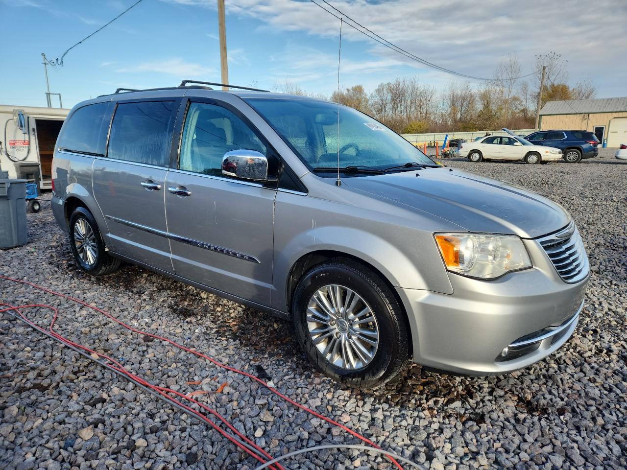Chrysler Minivan Touring L Image 10