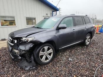  Salvage Toyota Highlander