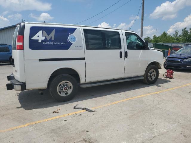 GMC Savana G2500 Image 3