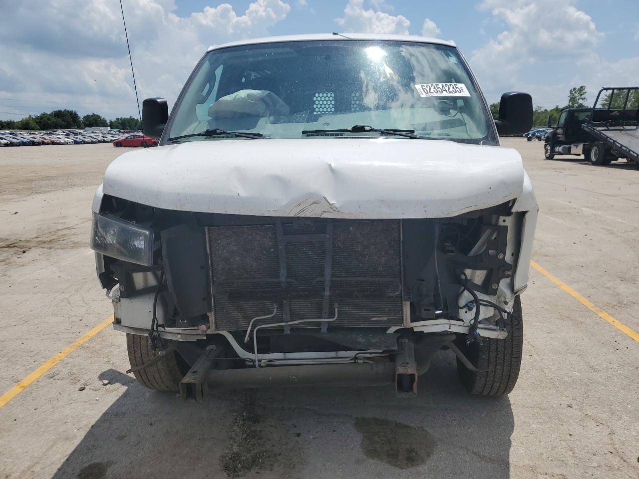 GMC Savana G2500 Image 5