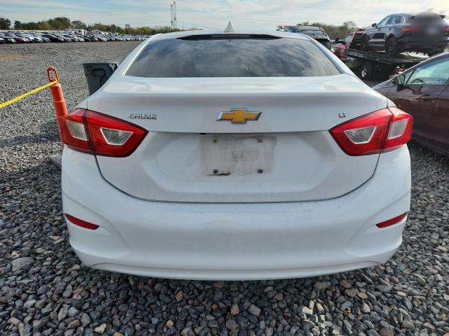 Chevrolet Cruze Lt Image 5