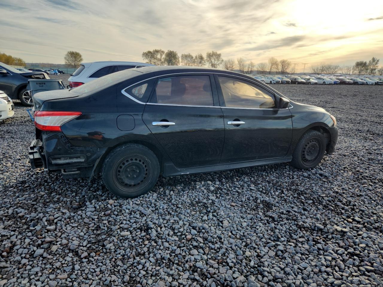 Nissan Sentra S Image 4