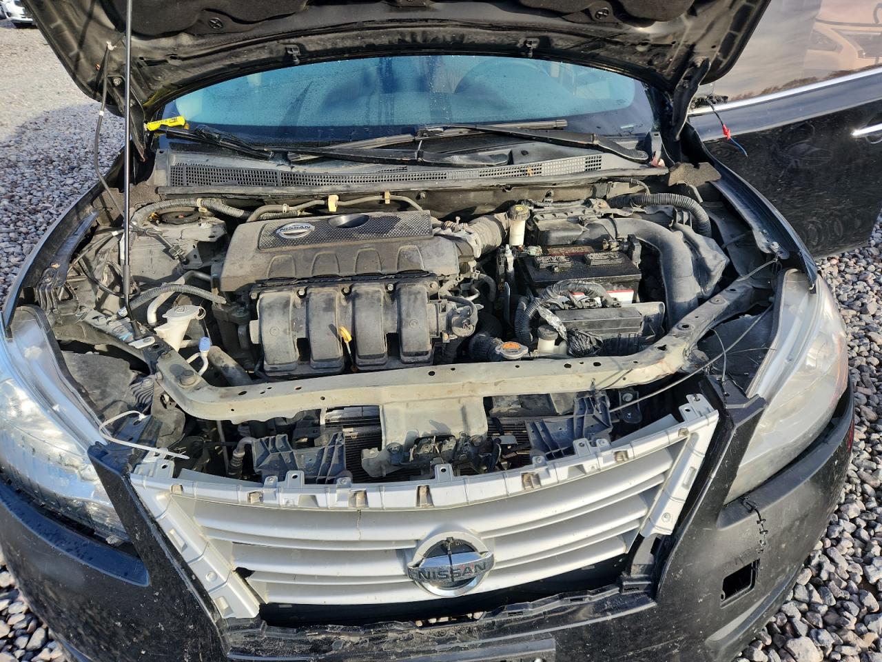 Nissan Sentra S Image 3