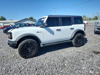  Salvage Ford Bronco