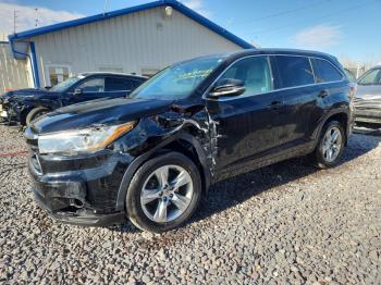  Salvage Toyota Highlander