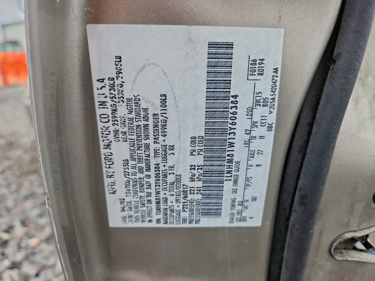 Lincoln Towncar Executive Image 4