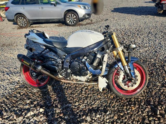  Salvage Suzuki Gsxr750