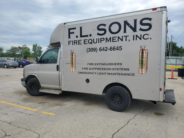 Chevrolet Express Image 12