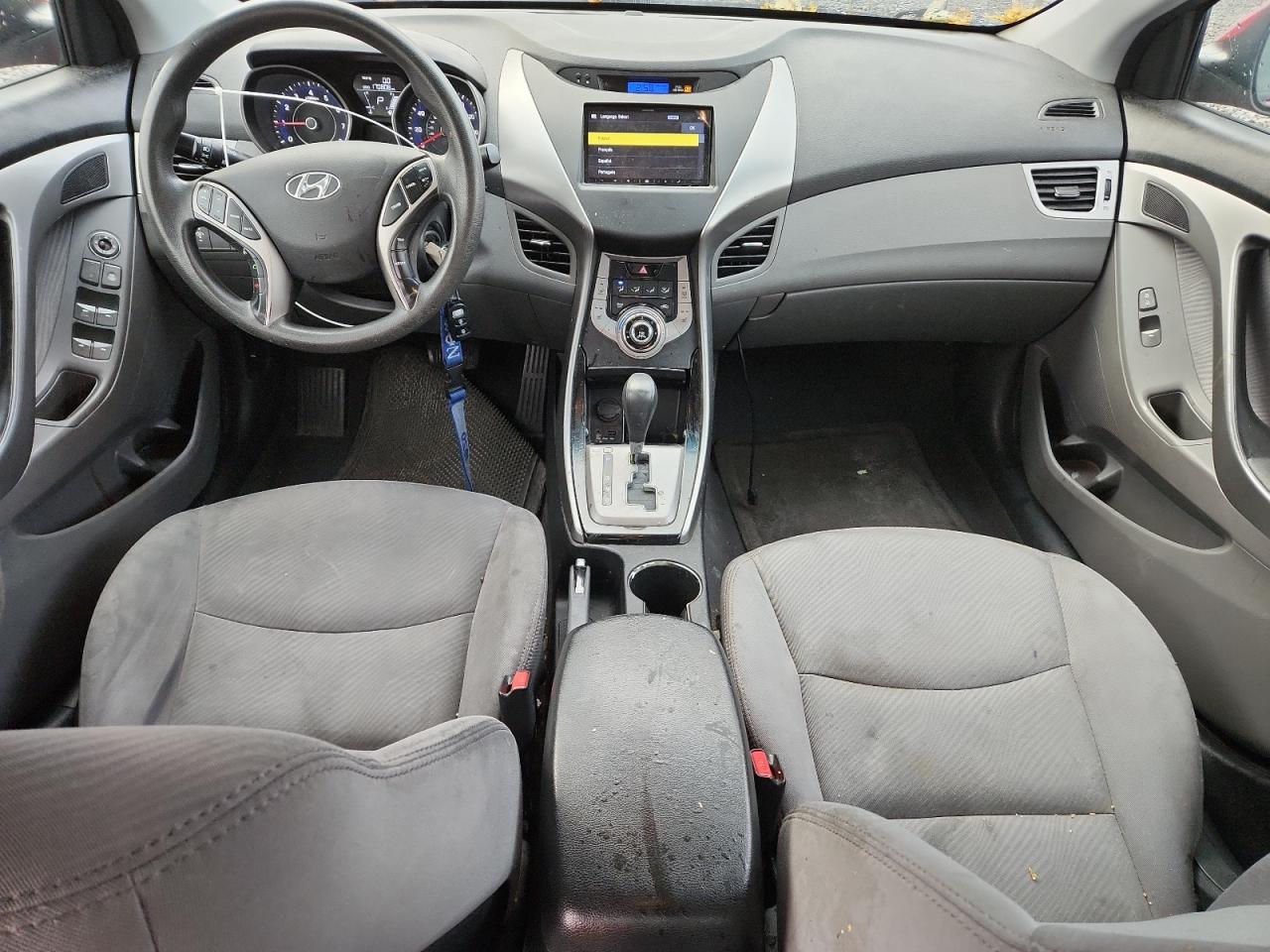 Hyundai ELANTRA Gls Image 8