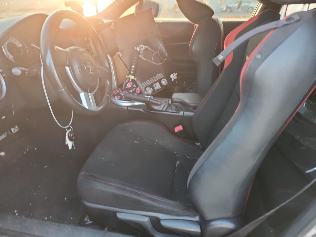 Toyota Scion Image 11