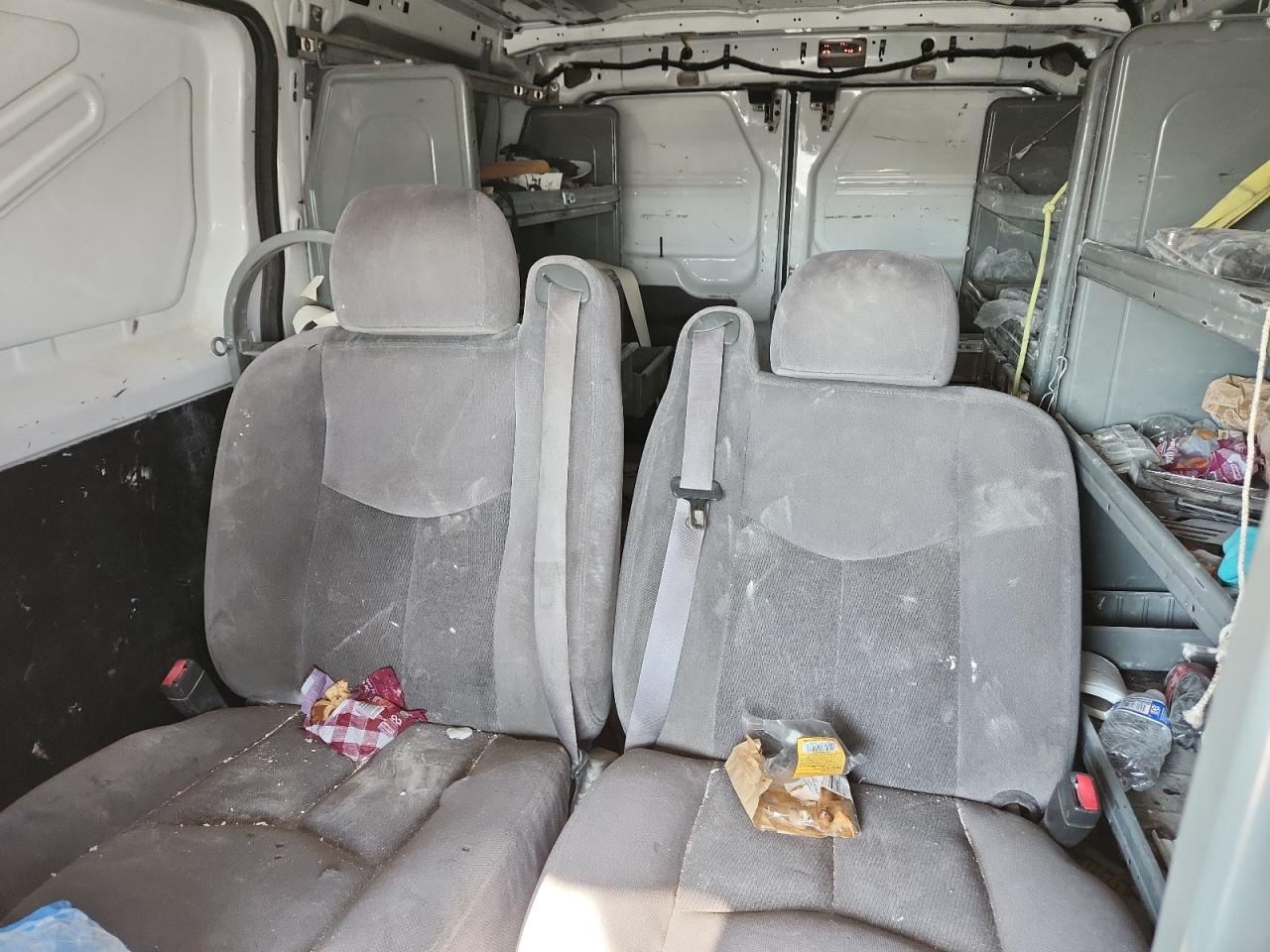 Ford Transit T-250 Image 12