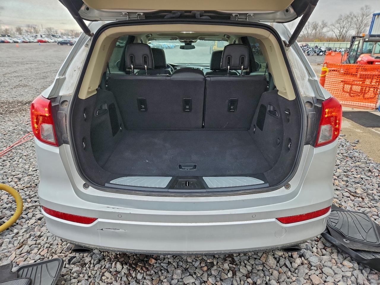 Buick Envision Premium Image 3