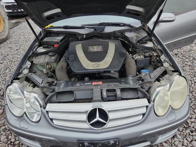 Mercedes-Benz Clk-class 350 Image 10