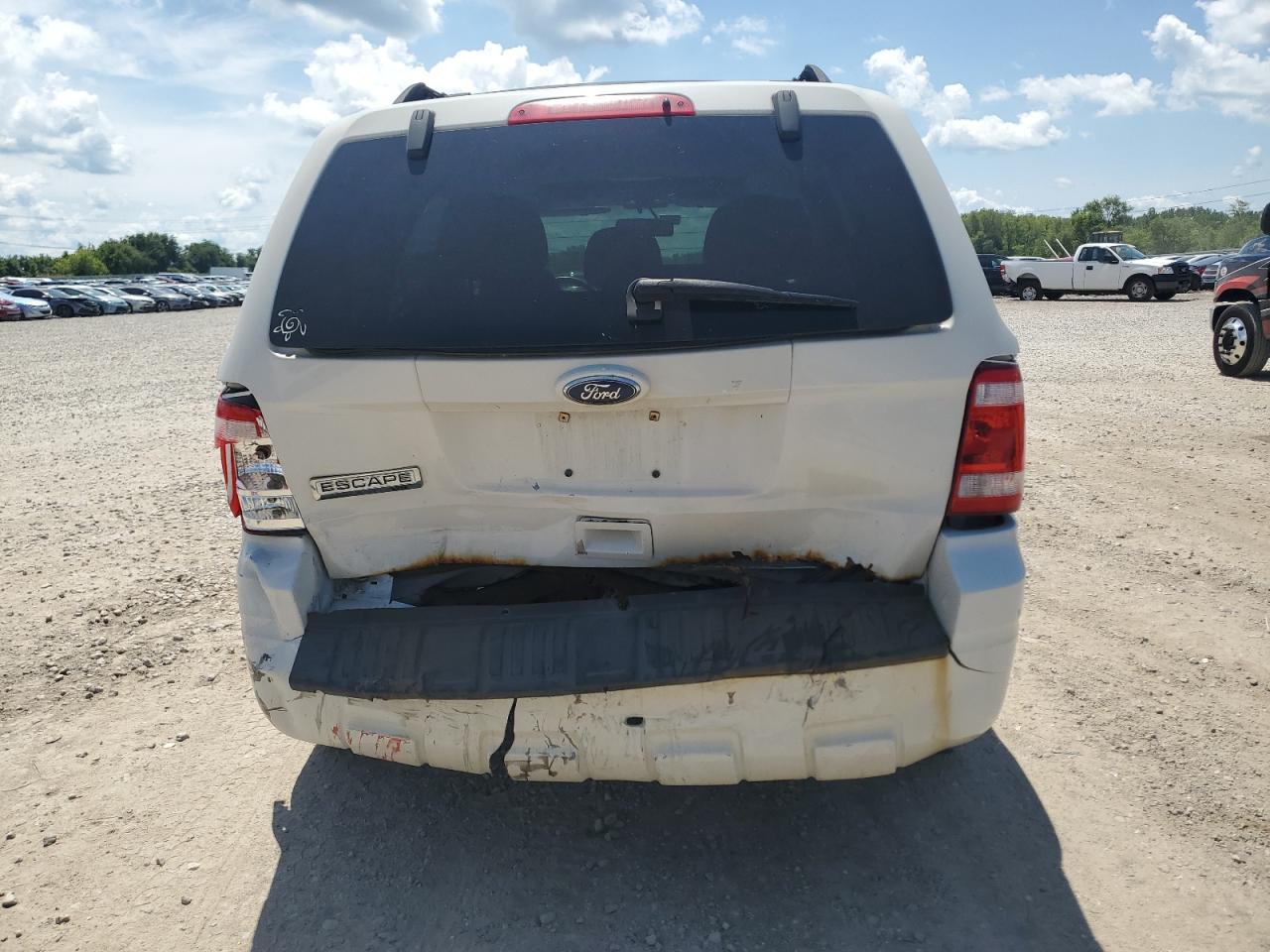 Ford Escape Xlt Image 3