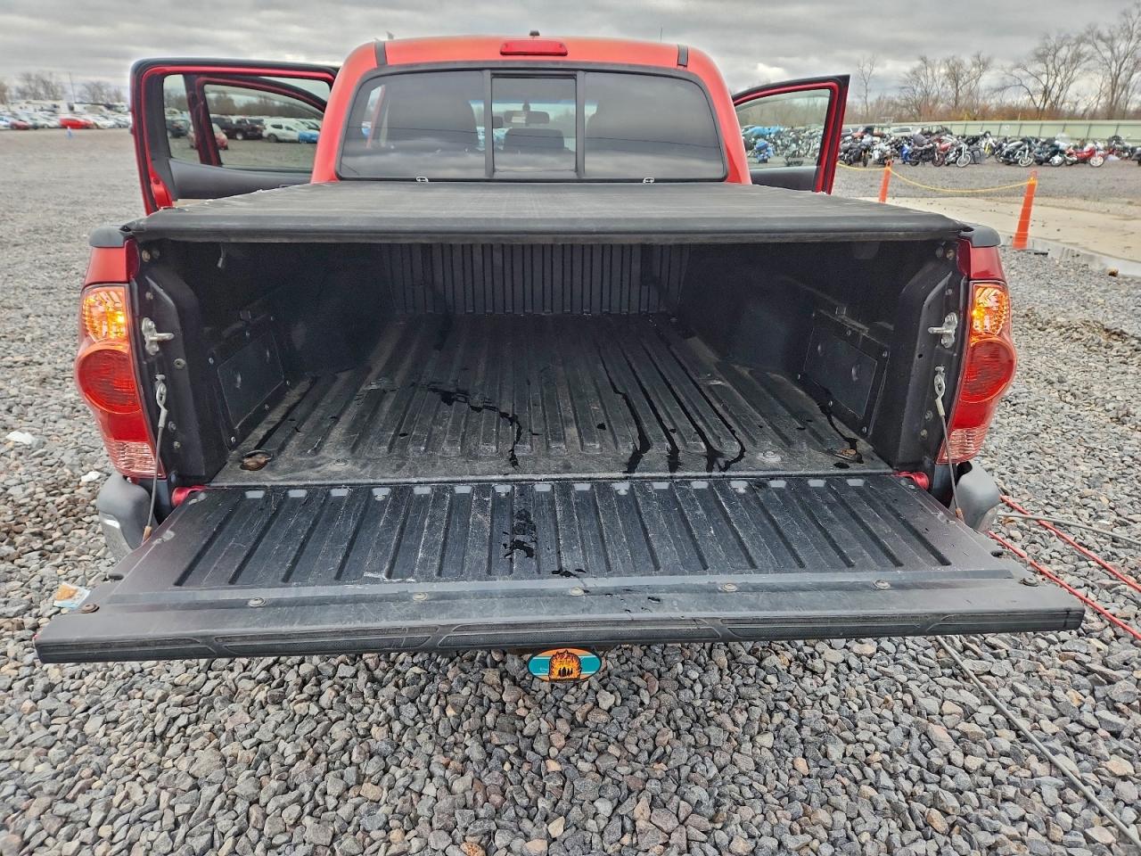 Toyota Tacoma Double Cab Image 7