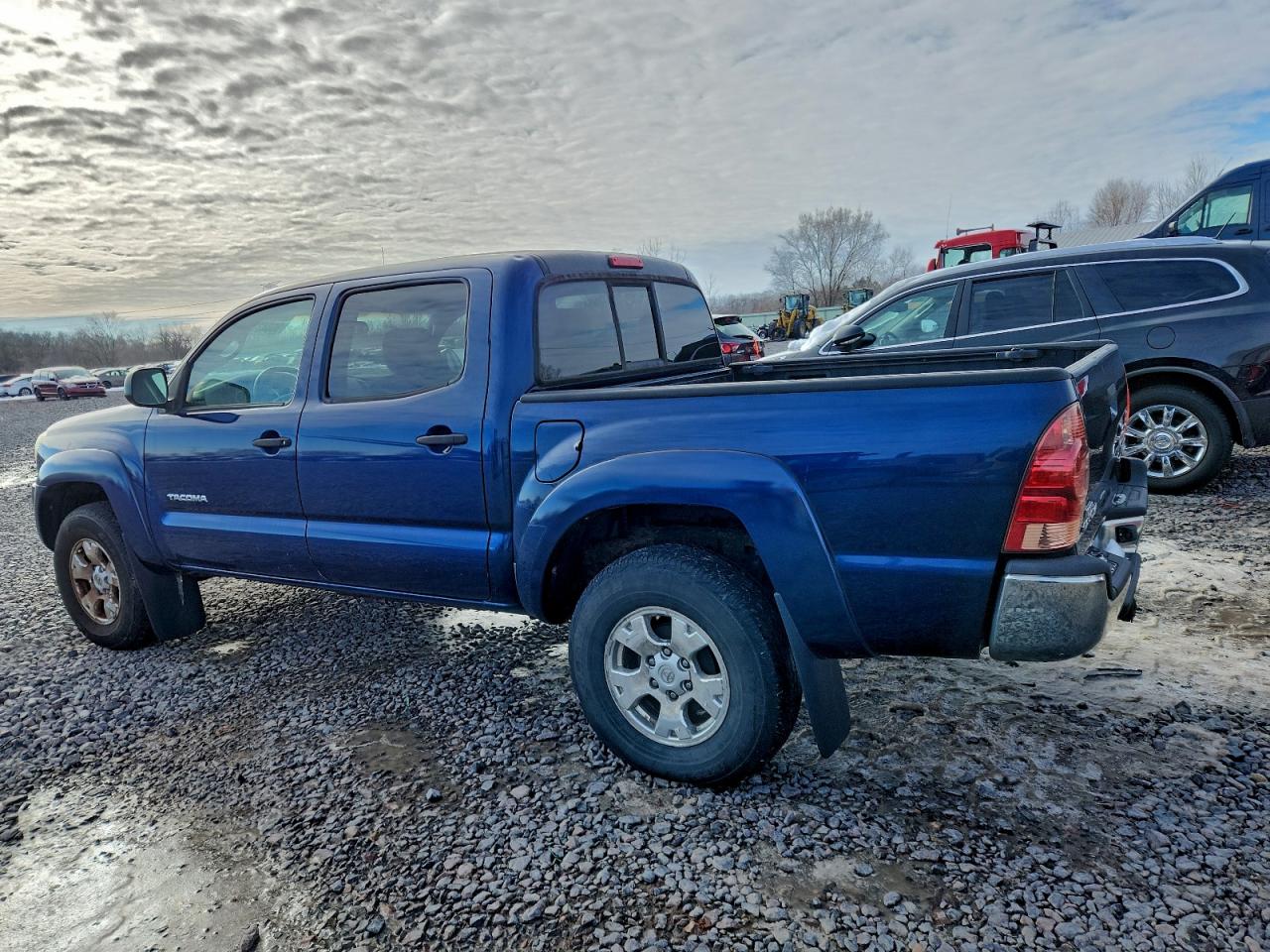 Toyota Tacoma Double Cab Prerunner Image 2