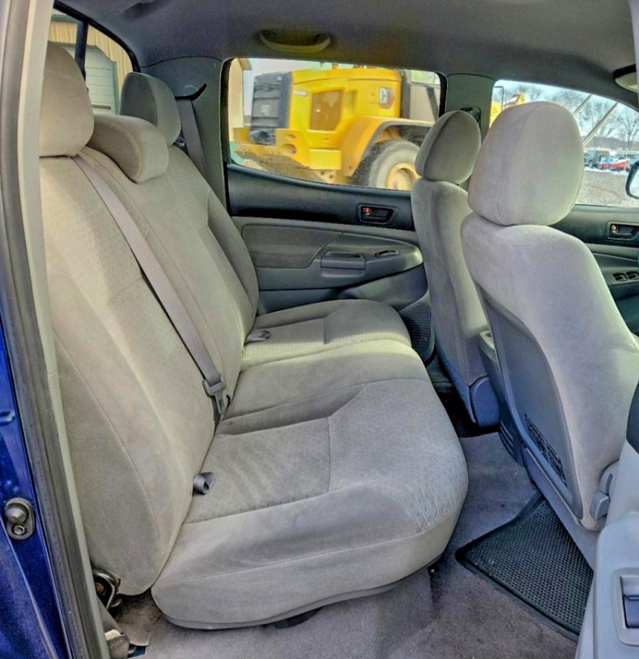 Toyota Tacoma Double Cab Prerunner Image 7