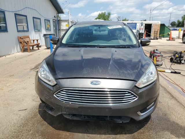 Ford Focus Titanium Image 3